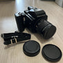 Appareil photo argentique Pentax 645 A & objectif 45mm F2.8