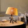 Lampe de table tripode brutaliste années 1970