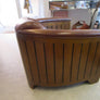 FAUTEUIL CLUB MODELE CANOE CUIR VINTAGE STYLE BATEAU ANNE DE BEJARRY