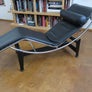 Chaise Longue à Réglage LC4