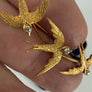 Magnifique Broche divine victorienne en or 18 carats sertie de diamants hirondelles en vol