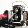 Appareil photo argentique reflex numérique Mamiya C220